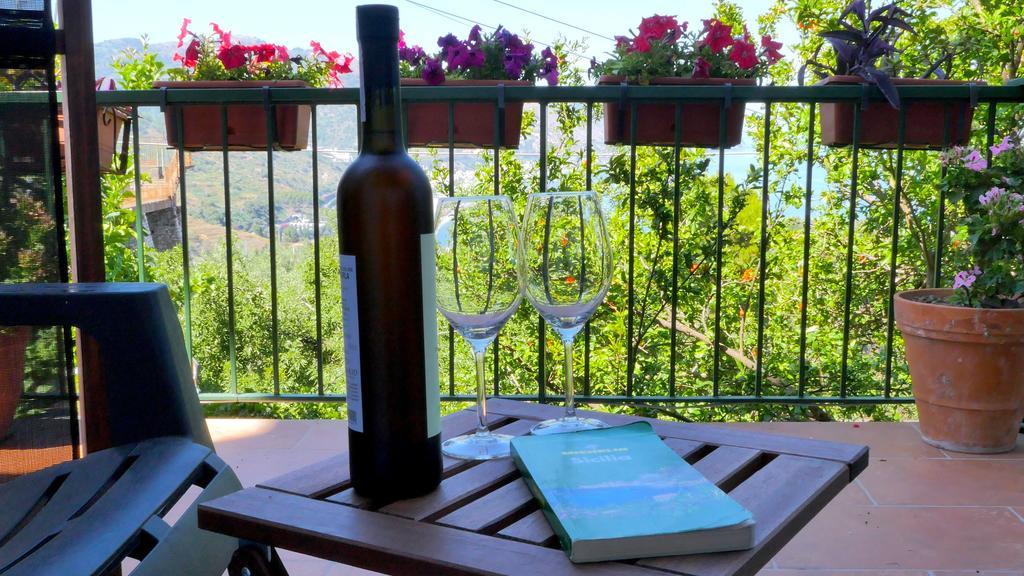 Casa La Via Del Mare Bed & Breakfast